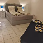 Maisonette Mit Garten Bad Homburg Διαμέρισμα *