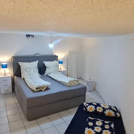 Maisonette Mit Garten Bad Homburg バート・ホンブルク